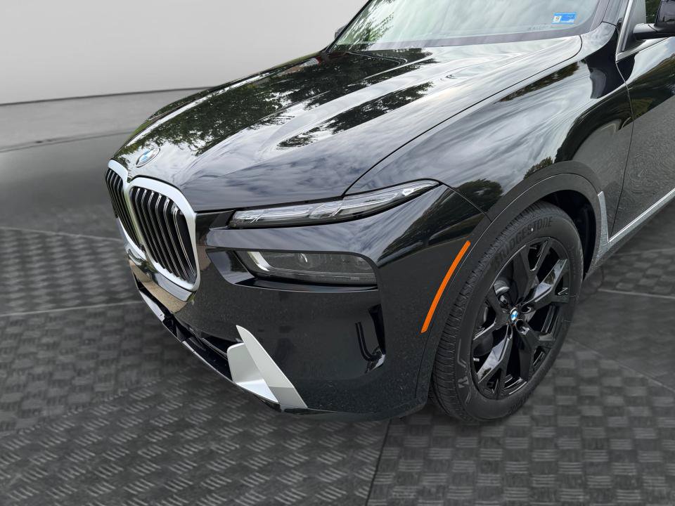 New 2027 BMW X7 xDrive40i w/ Executive Package AWD/4WD image 26