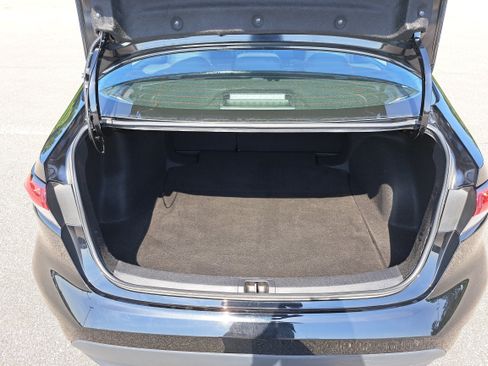Used 2024 Toyota Corolla LE FWD image 12