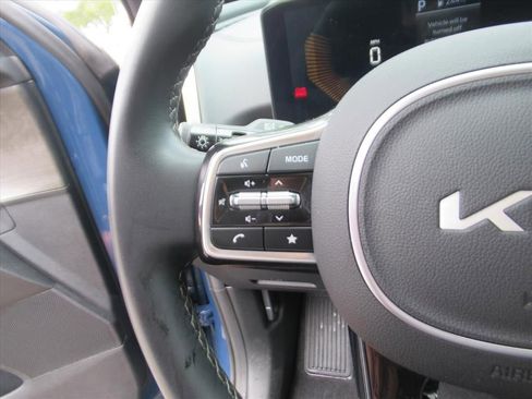 Used 2024 Kia Sorento X-Line EX image 18