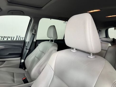 Used 2019 Honda Pilot EX-L image 12