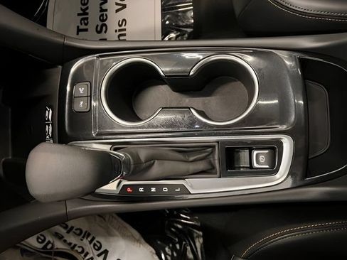 Certified 2022 Chevrolet Equinox Premier FWD image 35