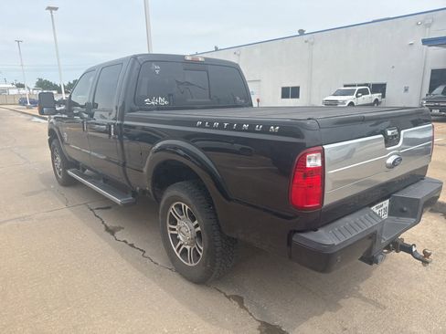 Used 2015 Ford F250 Platinum AWD/4WD image 3