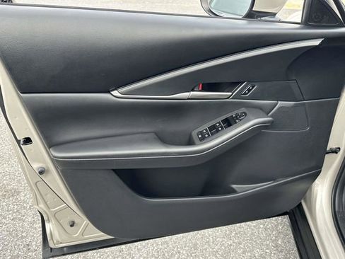 Used 2022 MAZDA CX-30 AWD 2.5 S w/ Select Package image 16