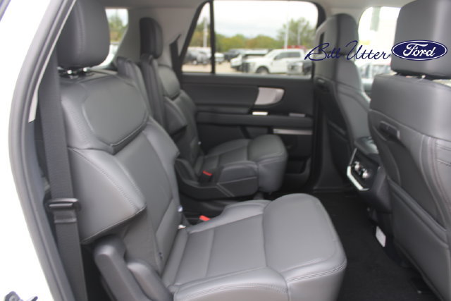 New 2027 Ford Expedition Max Active RWD image 9
