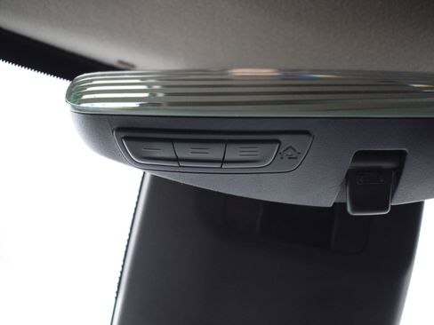 Used 2024 Toyota Corolla LE FWD image 17