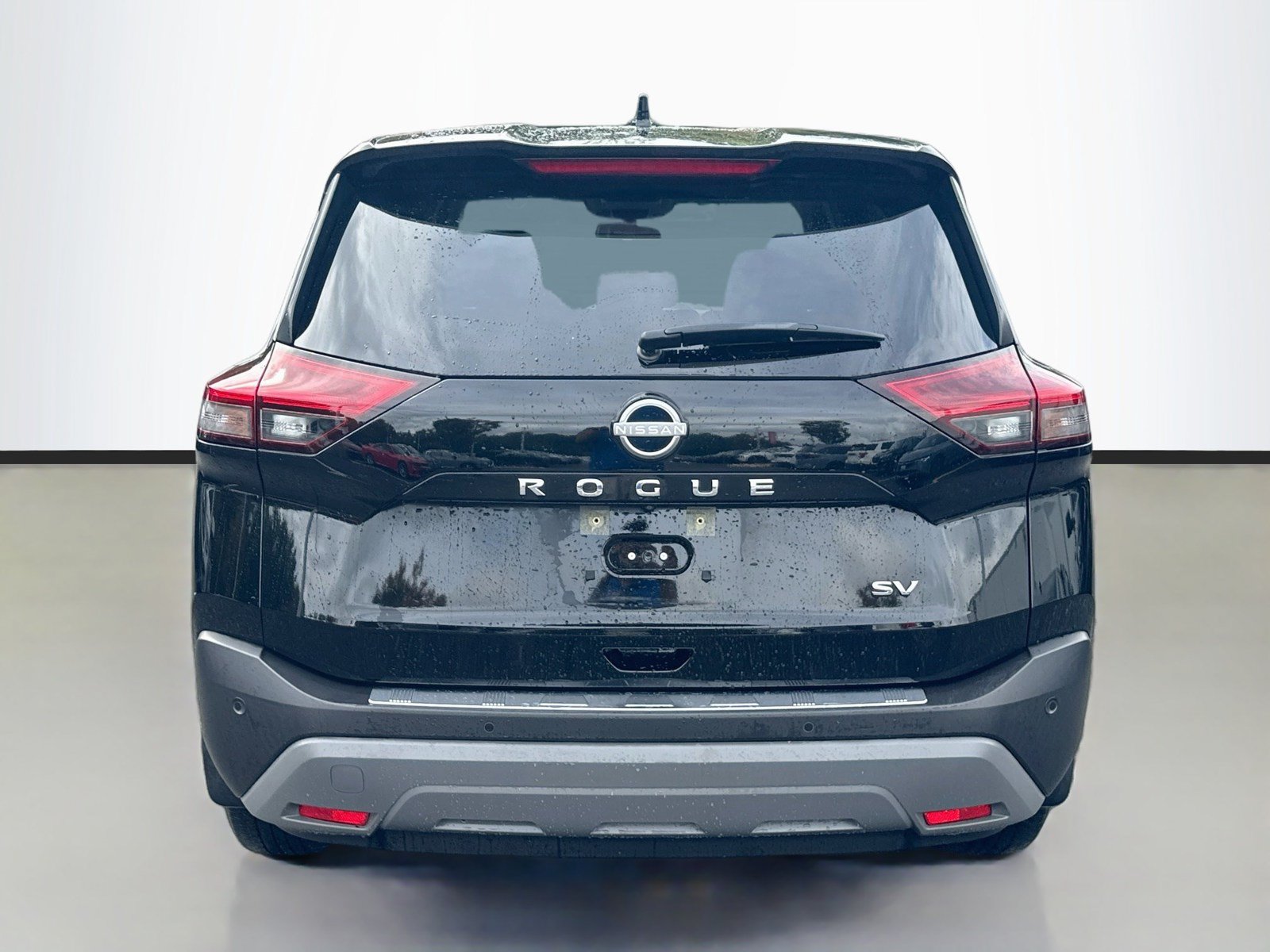 Used 2023 Nissan Rogue SV FWD image 6