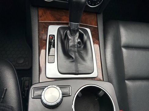 Used 2014 Mercedes-Benz C 250 Sedan image 24