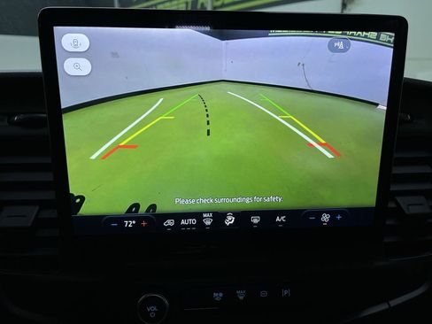 Used 2022 Ford Transit 250 Low Roof AWD image 22