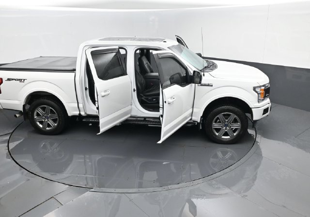 Used 2018 Ford F150 XLT w/ Equipment Group 302A Luxury AWD/4WD image 26