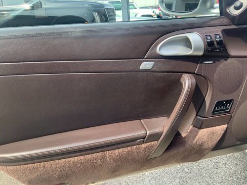 Used 2006 Porsche 911 Carrera 4S AWD/4WD image 19