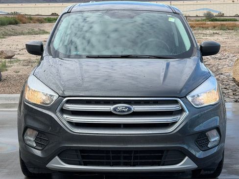 Used 2017 Ford Escape SE w/ SE Cold Weather Package image 5