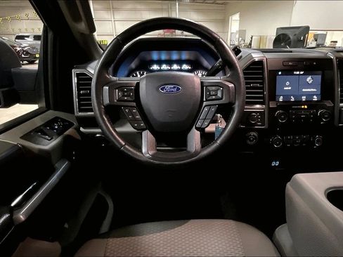 Certified 2018 Ford F150 XLT w/ Equipment Group 302A Luxury AWD/4WD image 5