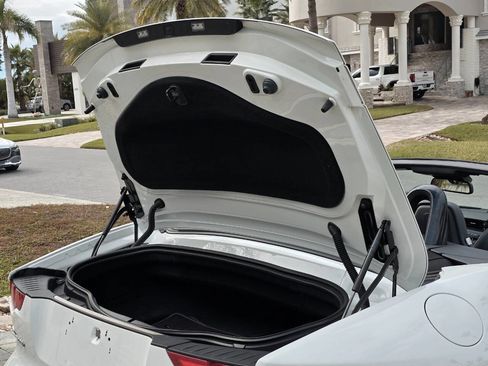 Used 2016 Jaguar F-TYPE R image 68