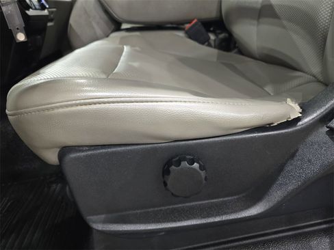 Used 2021 Ford F250 XL w/ Power Equipment Group image 29