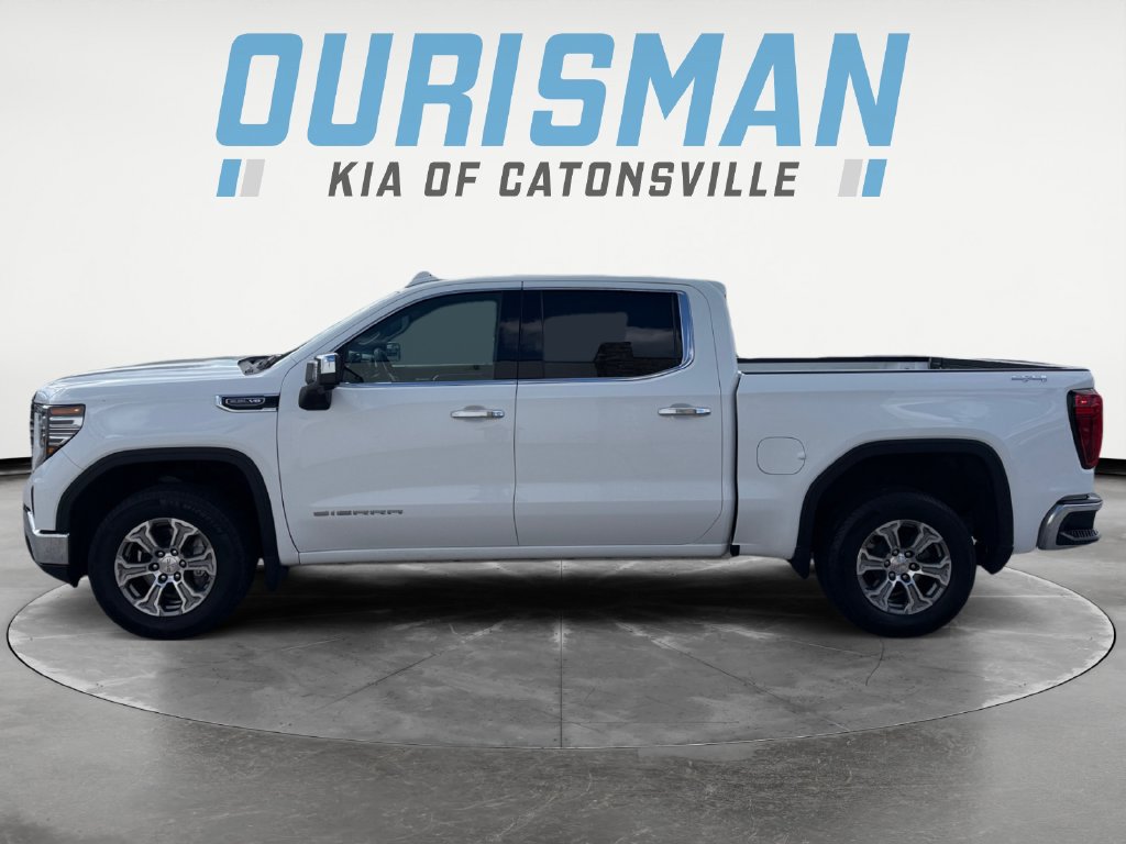 Used 2025 GMC Sierra 1500 SLT AWD/4WD image 3