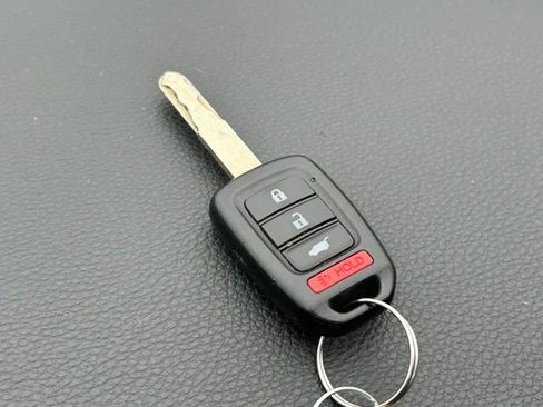 Used 2019 Honda CR-V LX image 14