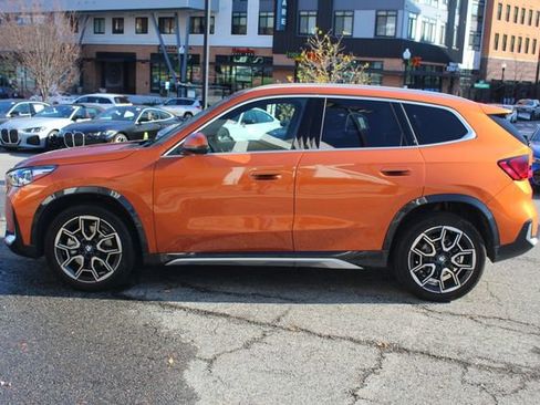 Used 2025 BMW X1 xDrive28i w/ Premium Package image 5