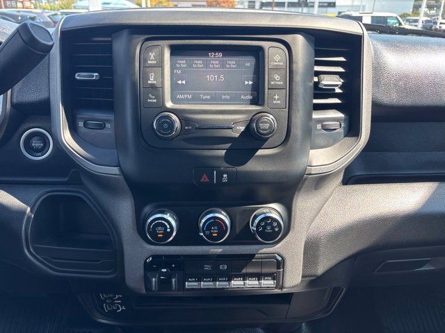 Used 2024 RAM 5500 Tradesman w/ Chrome Appearance Group AWD/4WD image 20