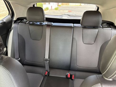 Used 2026 Buick Encore GX Preferred FWD image 37