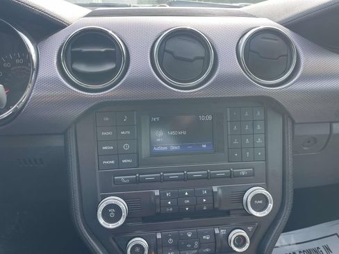 Used 2016 Ford Mustang Coupe RWD image 27