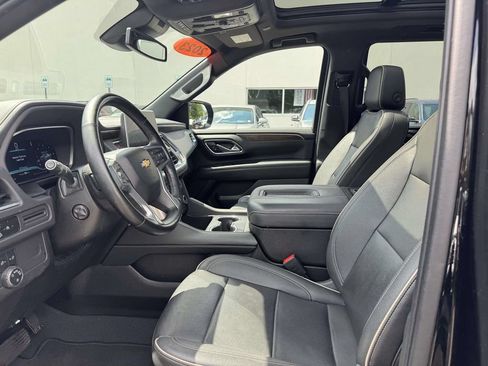 Used 2023 Chevrolet Tahoe Premier AWD/4WD image 19