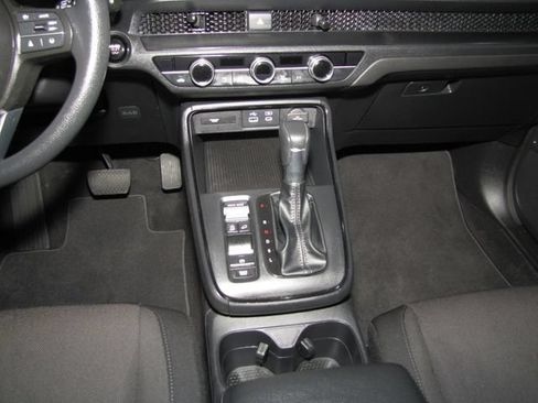 Used 2024 Honda CR-V EX image 15