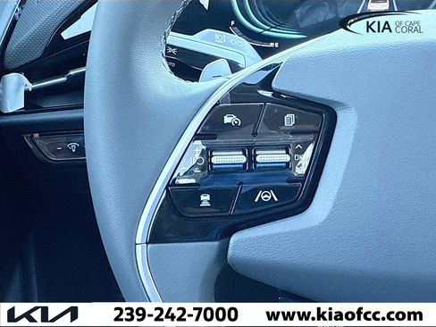 New 2026 Kia Niro EX image 35