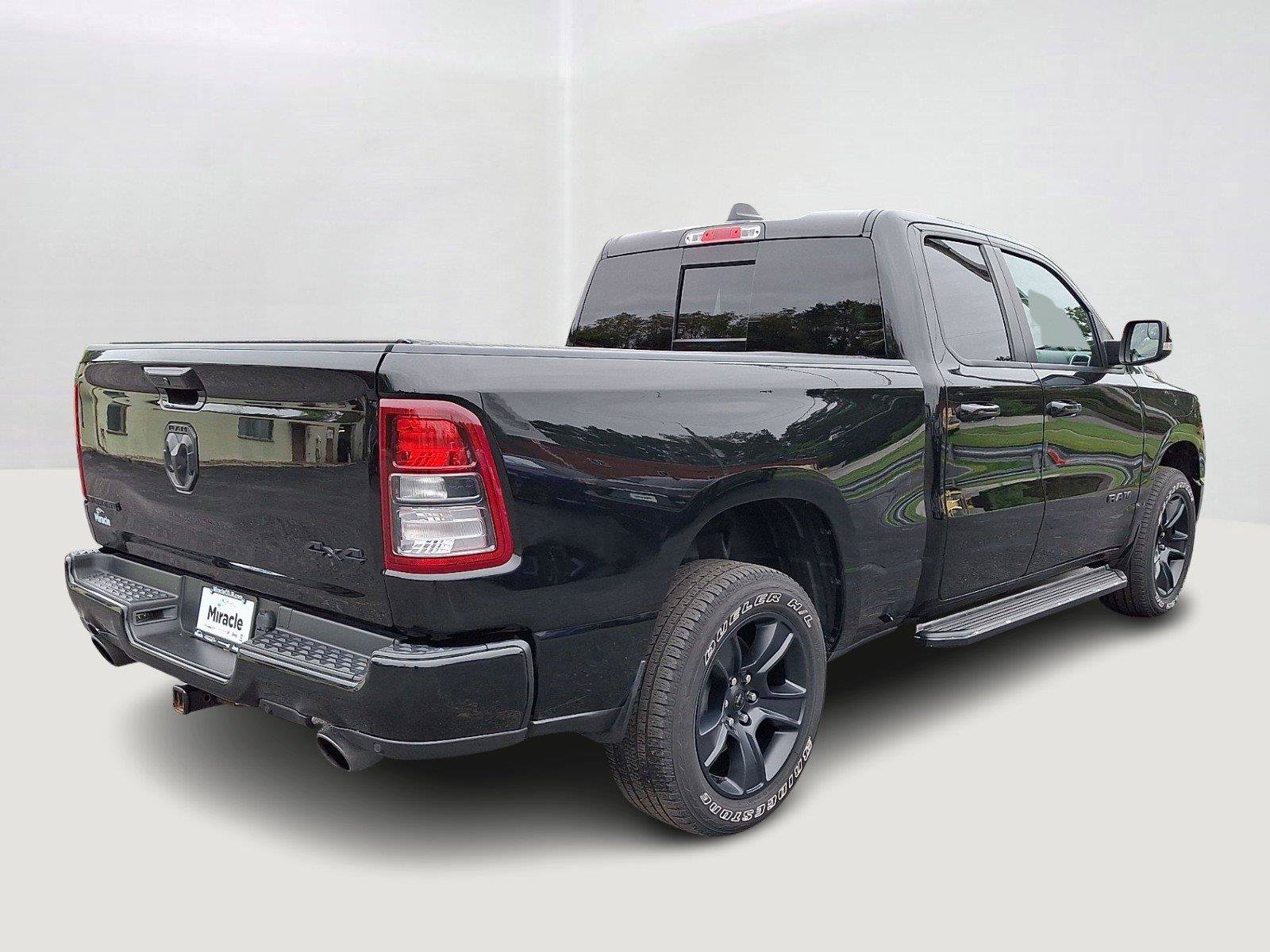 Used 2022 RAM 1500 Big Horn AWD/4WD image 6