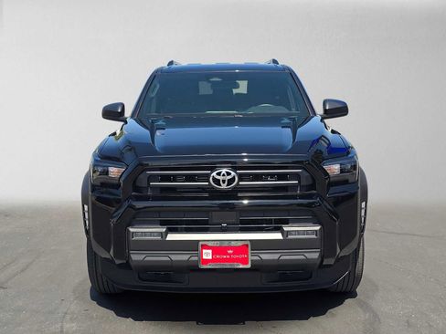 Certified 2026 Toyota 4Runner SR5 AWD/4WD image 8