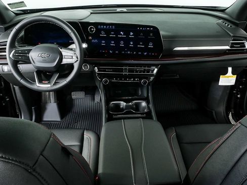 New 2026 Chevrolet Traverse Z71 w/ Driver Confidence Package image 18