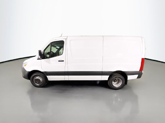 Used 2026 Mercedes-Benz Sprinter 4500 image 4