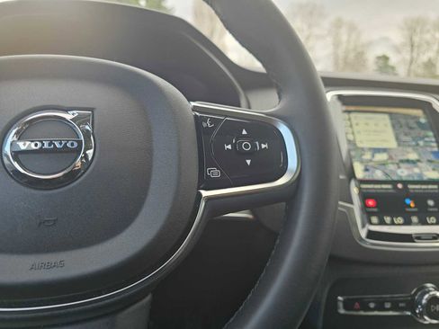 Used 2025 Volvo XC90 B5 Core w/ Protection Package Premier image 33