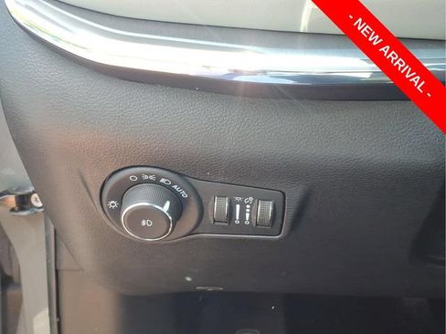 Used 2022 Jeep Compass Limited AWD/4WD image 19