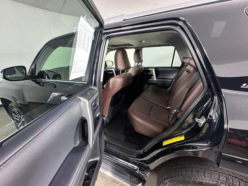 Used 2023 Toyota 4Runner Limited AWD/4WD image 16