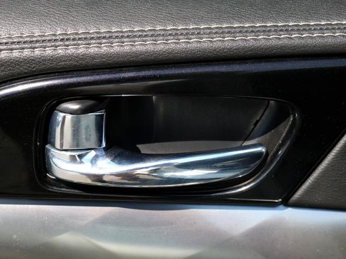 Used 2022 Nissan Maxima SV w/ Floor Mat Group image 14