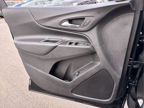 Used 2020 Chevrolet Equinox LT image 23