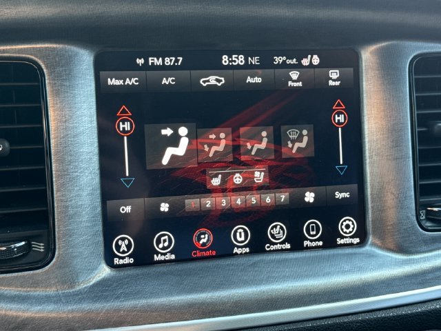 Used 2017 Dodge Charger R/T RWD image 31