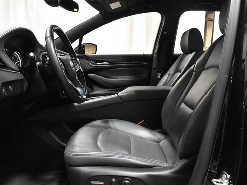 Used 2023 Buick Enclave Essence image 15