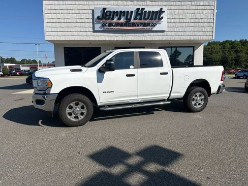 Used 2023 RAM 2500 Big Horn w/ Level 1 Equipment Group AWD/4WD image 1
