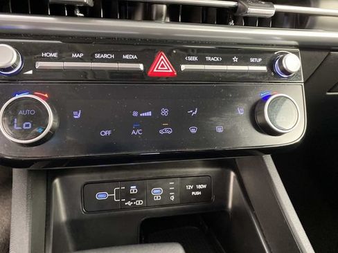 Used 2025 Hyundai Tucson SEL AWD/4WD image 22