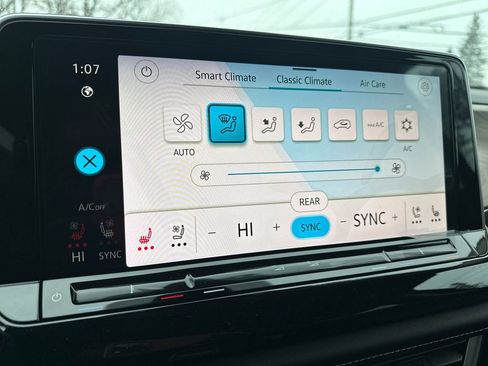 New 2026 Volkswagen Atlas SE image 11