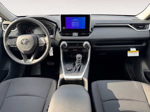 New 2025 Toyota RAV4 LE image 10