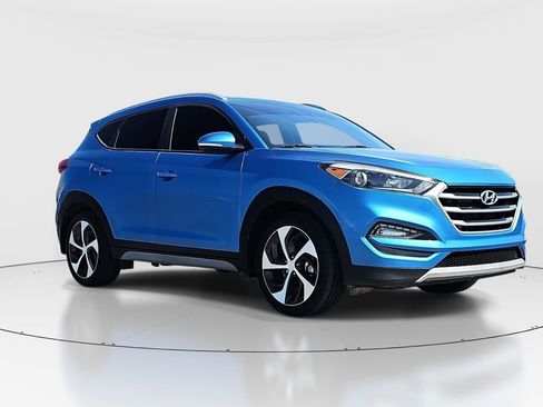 Used 2017 Hyundai Tucson Sport image 3