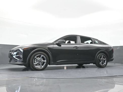 Used 2026 Kia K4 FWD image 52