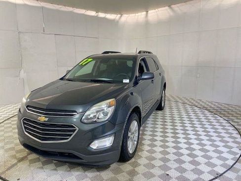 Used 2017 Chevrolet Equinox LT FWD image 24