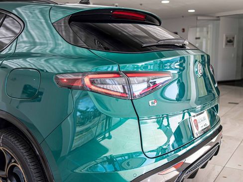 New 2025 Alfa Romeo Stelvio Sprint image 14
