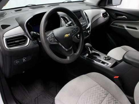 Used 2024 Chevrolet Equinox LS w/ LS Convenience Package AWD/4WD image 24