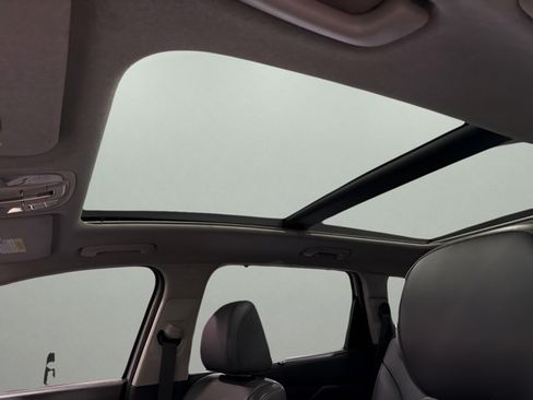 Used 2019 Hyundai Santa Fe FWD image 29