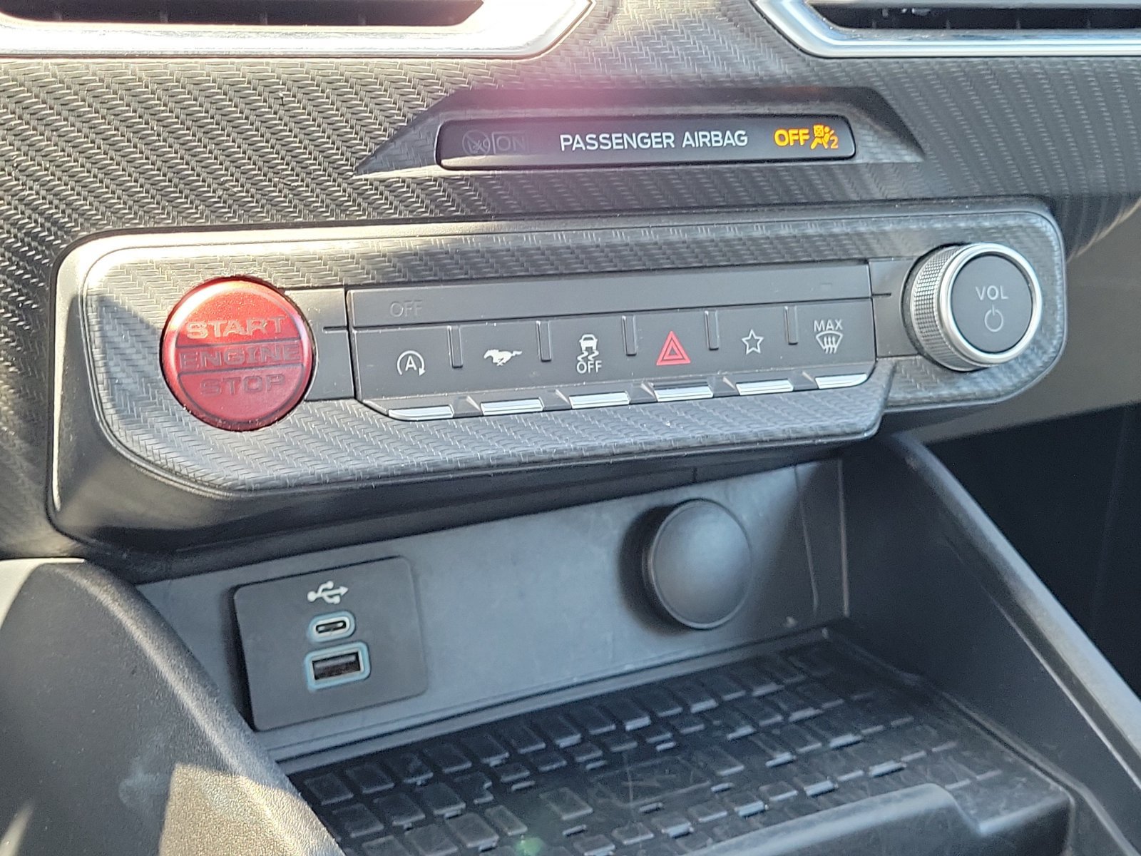 Used 2024 Ford Mustang Premium RWD image 29