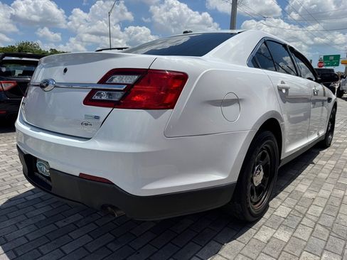 Used 2017 Ford Taurus Police Interceptor AWD image 8